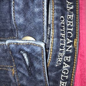 AMERICAN EGAL RIPPED JEANS